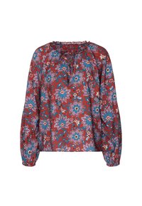 Blusa rossa floreale con maniche lunghe e a sbuffo. Presenta un colletto arricciato e una fantasia di fiori blu e rosa su un tessuto testurizzato.