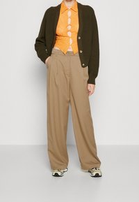 Monki Kofta - dark green