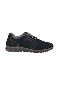 Scarpe in suede nero con punta rotonda, dotate di cuciture leggere e design con lacci, realizzate su una suola in gomma flessibile.