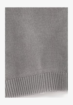 Grijze gebreide trui met een gestructureerd patroon, geribde onderkant en een gladde stofafwerking, ideaal voor casual wear.