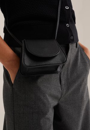 WE Fashion, WE FASHION - Schoudertas - schwarz