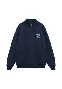 Námornícky pulóver s polovičným zipsom a potlačou "EPIC FAIL" na prednej strane. Obsahuje dve bočné vrecká.