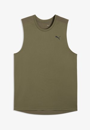 Bezrukávové športové tielko olivovo zelenej farby s okrúhlym výstrihom a malým čiernym logom Puma na ľavej hrudi.