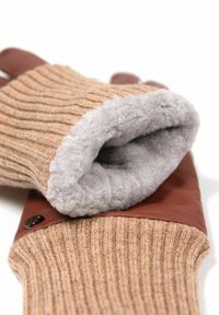 Hand Gewand by Weikert MILOU - LAMMFELL - Gloves - cognac