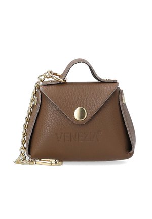Clutches - brown