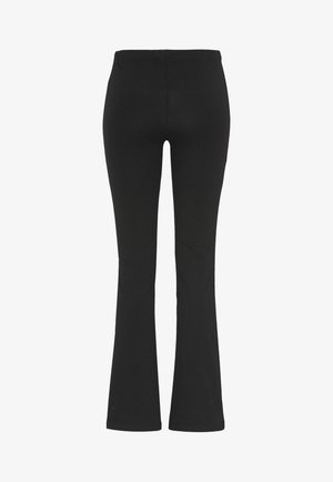 Zwarte broek met elastische taille en een subtiele uitlopende zoom, gezien van achteren tegen een witte achtergrond.