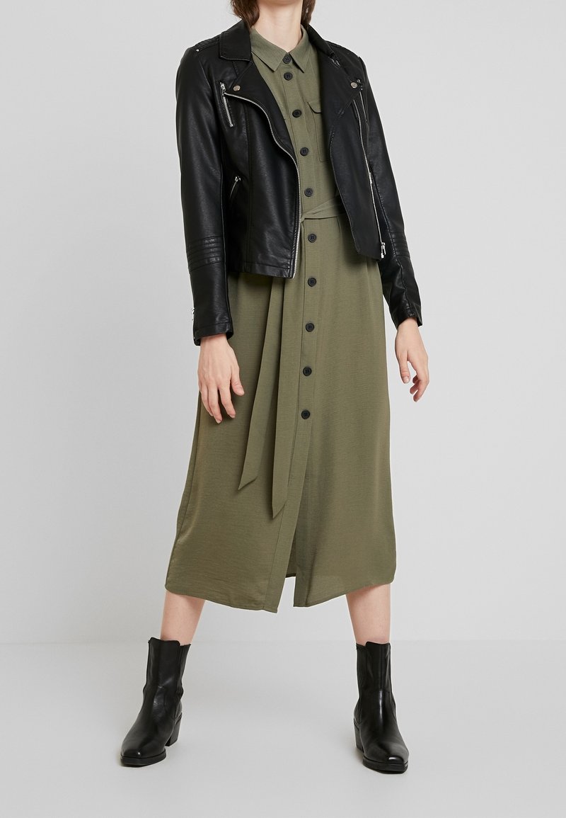 ONLY Shirt dress - dark green - (Pre-owned) - Zalando.ie ONLY Shirt dress - dark green - (Pre-owned) - Zalando.ie