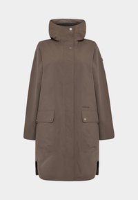 Manteau imperméable marron avec capuche, boutons-pression, deux poches avant et fentes latérales pour faciliter le mouvement. Texture lisse, design mi-long.