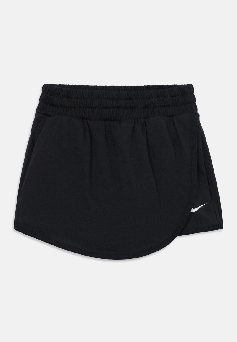 Černá sportovní sukně s elastickým pasem, se bočními kapsami a bílým logem Nike na spodní pravé straně. Hladká textura.