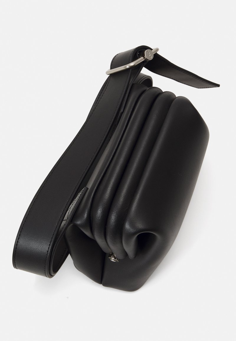 Osoi MINI BROT - Across body bag - black - Zalando.co.uk
