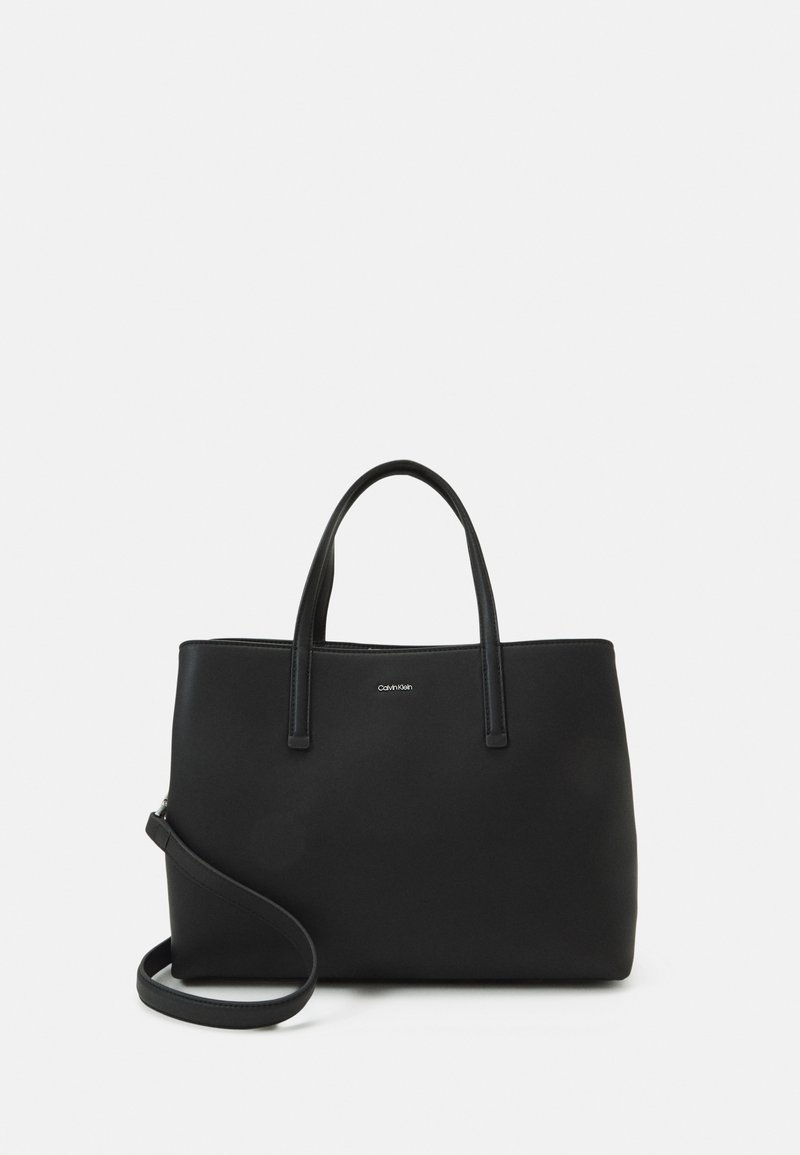 Calvin Klein MUST TOTE - Sac à main - black