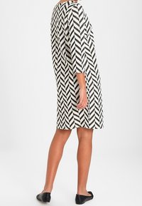 Cartoon Vapaa-ajan mekko - grey