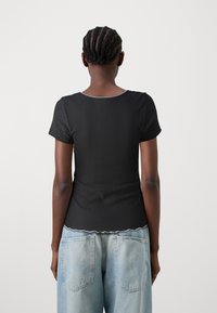 ONLY ONLTENNA DETAIL - Tricou basic - black