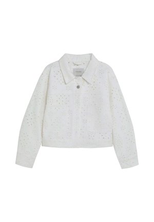 Chaqueta blanca recortada con patrón de ojales florales, mangas largas, cuello, botones frontales y bolsillos parche.