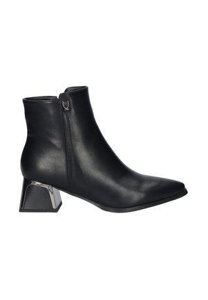 Botines bajos - black