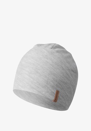Graue Strickmütze mit eng Sitz, ausgestattet mit einer glatten Textur und einem kleinen braunen Lederetikett nahe der Basis.