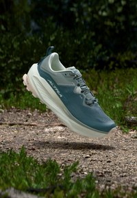 Επιλέχθηκε, sea pine/ice/green milieu