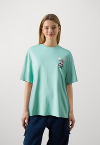 Jack & Jones JORYAMADERA TEE CREW NECK UNISEX - Trükipildiga T-särk - crème de menthe