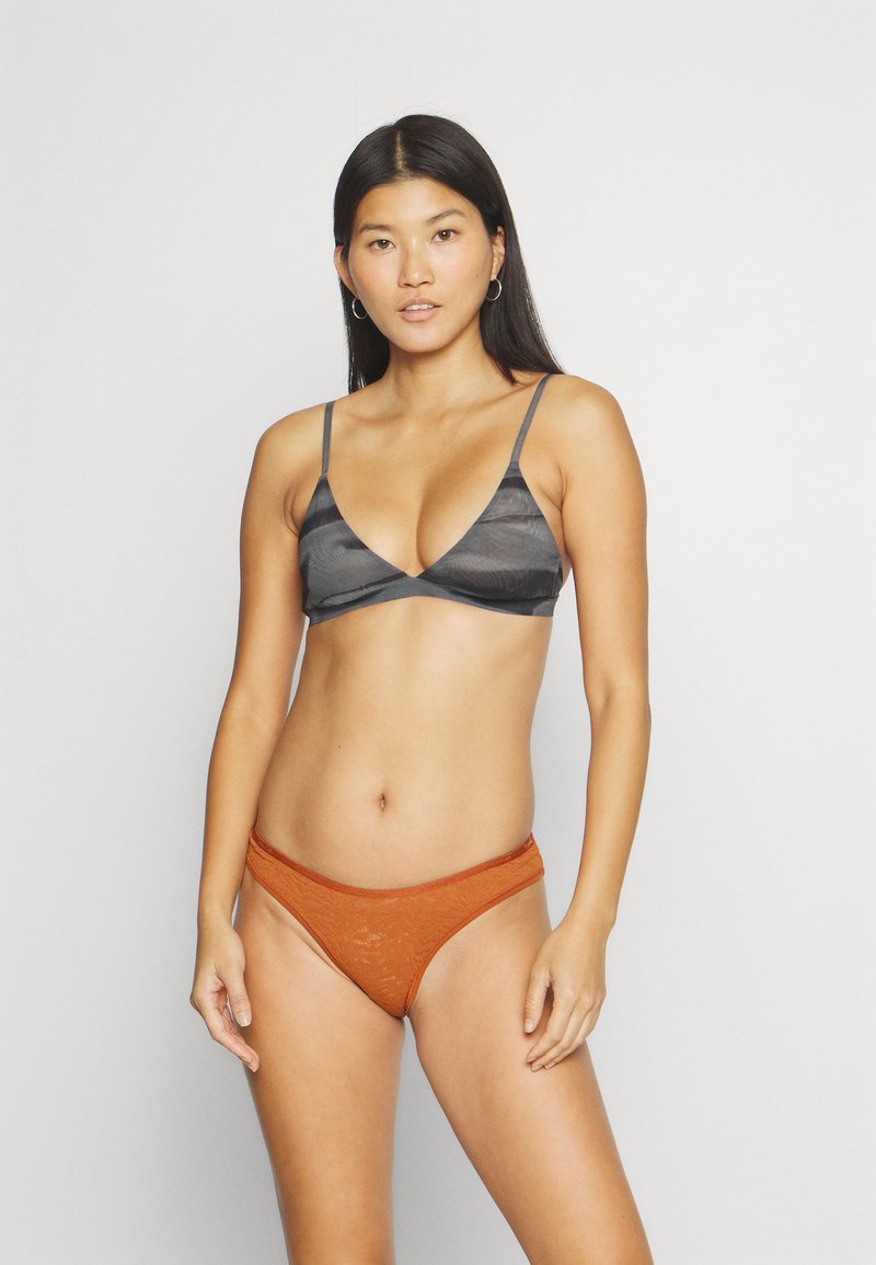 Calvin Klein Underwear Figi - Zdjęcie 2