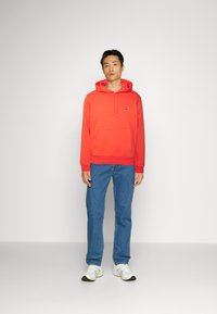 Lacoste Jersey con capucha - watermelon