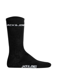 Schwarze Baumwollsocke mit gerippter Textur, ausgestattet mit dem weißen "JACK & JONES"-Logo am Bund und an der Seite. Standard Design in mittlerer Länge.