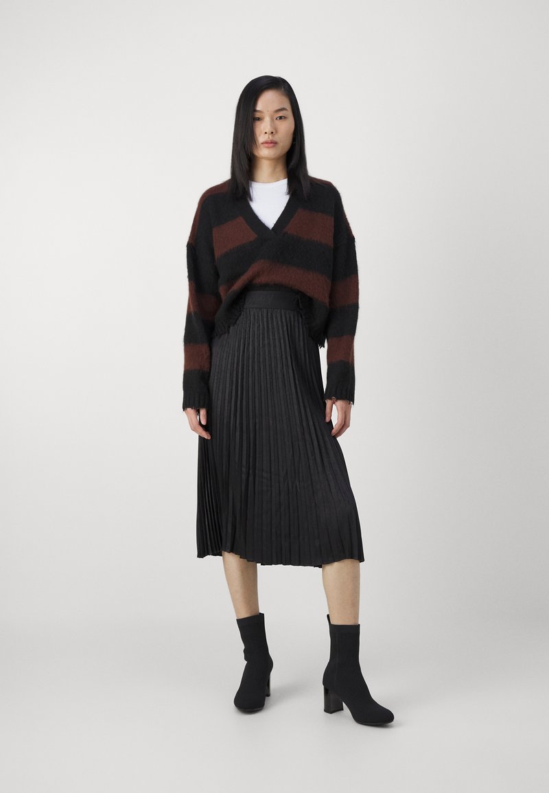 dkny pleated midi skirt