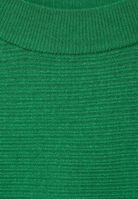Cecil Maglione - mottled green