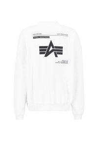 Bjela dukserica sa crnim grafičkim otiskom na leđima, uključujući Alpha Industries logo i tekst. Riblje manžete i donji rub.