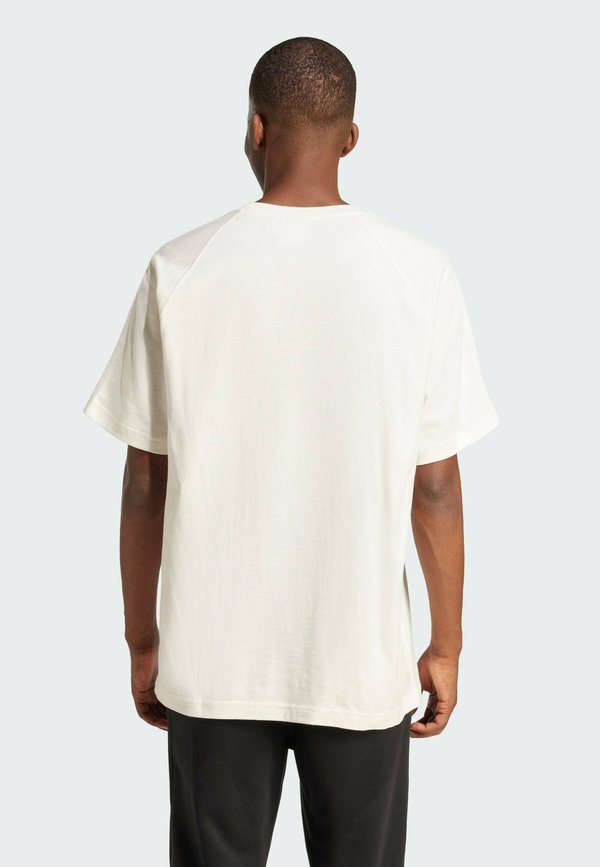 P ESS TEE - Basic T-shirt4