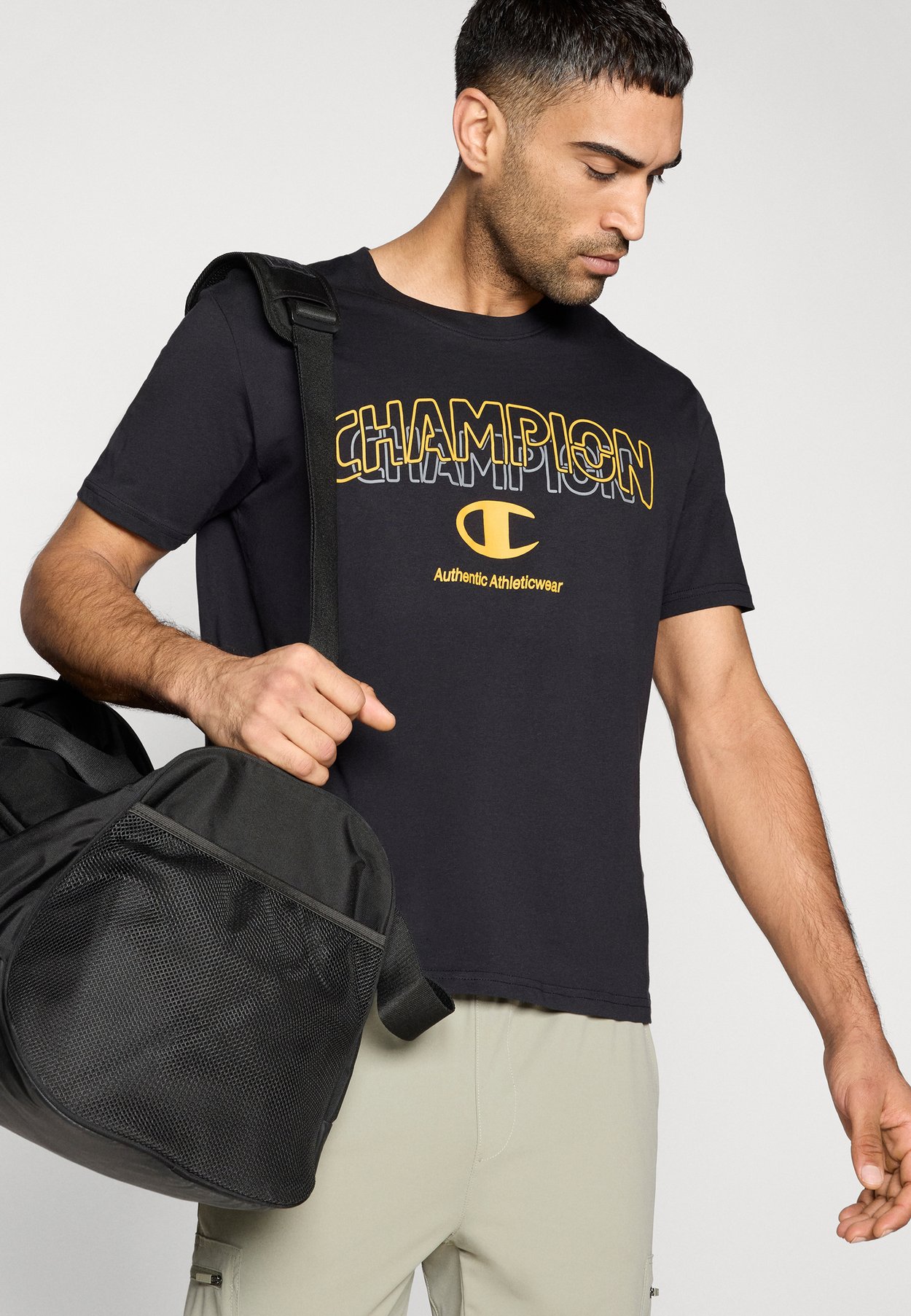GRAPHIC TEE