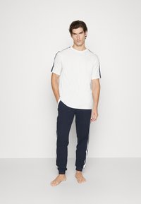 Tommy Hilfiger TRACK PANT ESTABLISHED - Nachtwäsche Hose - desert sky