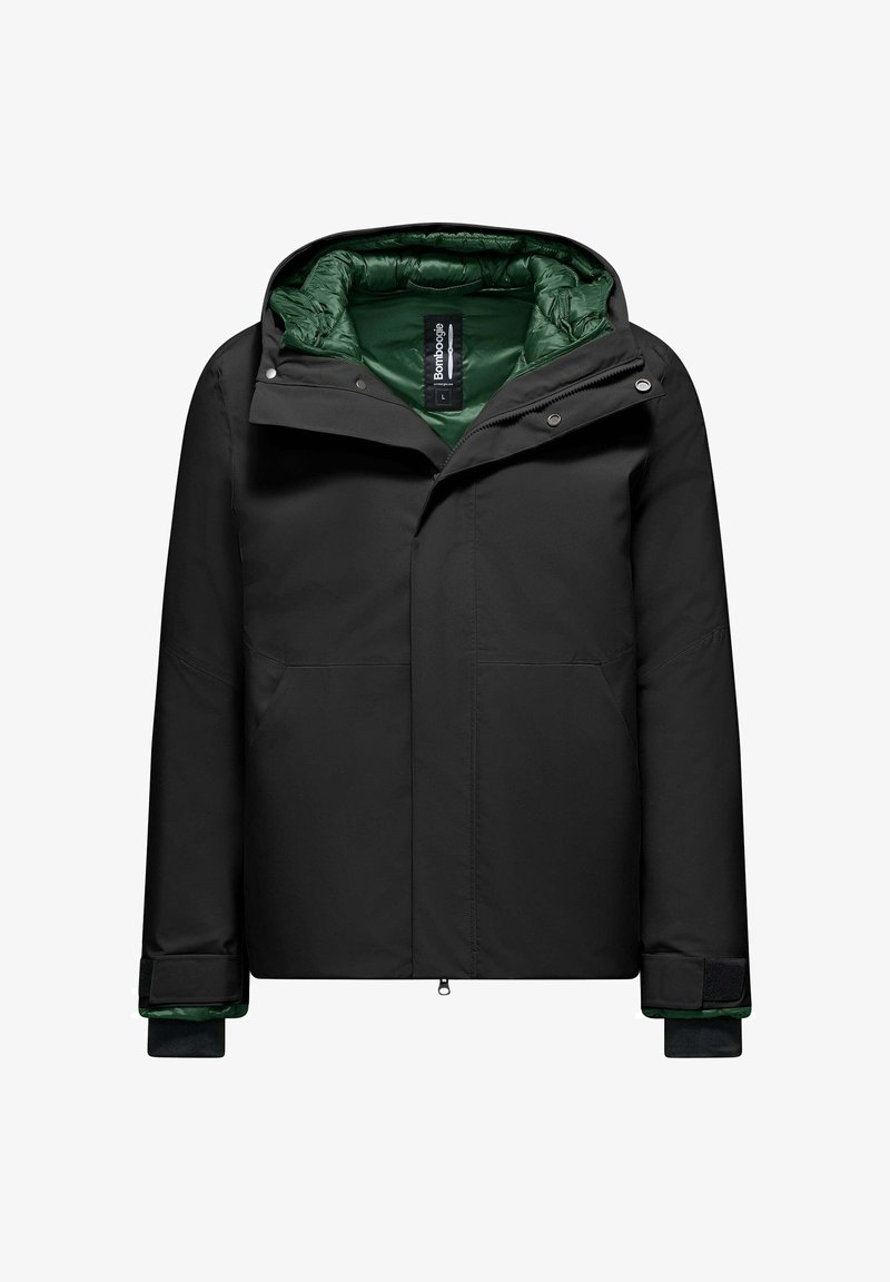 Giacca nera imbottita con interni verdi, caratterizzata da un collo alto, chiusura con zip e doppie tasche laterali. I polsini hanno cinturini regolabili.