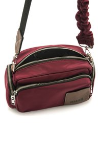 mtng BOLSOS - Bandolera - rojo
