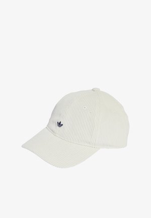 Boné de basebol em corduroy branco com aba curva e logótipo bordado em azul marinho. Apresenta detalhes em costura e furos de ventilação.