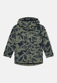 Casaco com capuz verde e preto, com padrões geométricos abstratos e punhos ajustáveis, exibido de forma plana sobre um fundo branco.