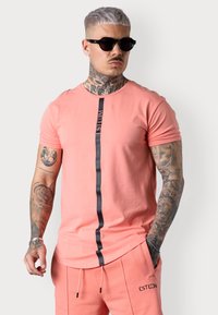 Non sélectionné, burntcoral