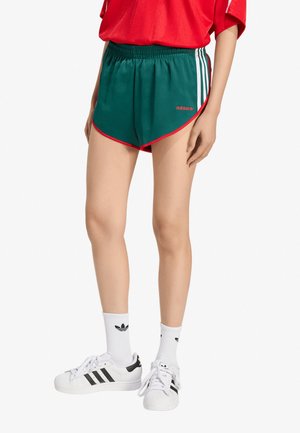 adidas Originals, SHORTS - Shorts - green
