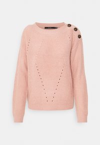Pull en tricot rose clair avec un col rond, un tissu texturé, des motifs en forme de losange et trois boutons décoratifs sur l'épaule gauche.