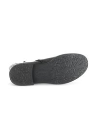 Schwarze Schuhsohle aus strukturiertem Gummi, mit einem Sternmuster und geprägtem "Gabor"-Logo. Glattes Obermaterial mit minimalistischem Design, keine sichtbaren Beschläge.