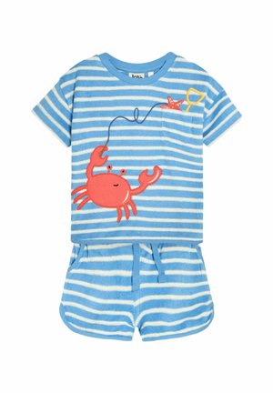 Blå og hvidstribet kortærmet t-shirt med et krabbe-grafik og lomme, parret med matchende shorts, blødt stof, elastisk talje.