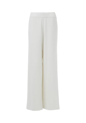 White wide-leg trousers made of soft fabric, featuring a smooth waistband, hanging loosely from the hips, with no visible patterns or accents.