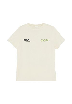 Offwhite T-shirt met korte mouwen met de tekst 'GAME ON, LET’S PLAY!' en drie kleine tennisbalafbeeldingen op de borst.