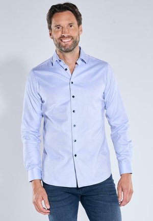 LANGÄRMLIGES  MIT HAIFISCHKRAGEN - Businesshemd - hellblau