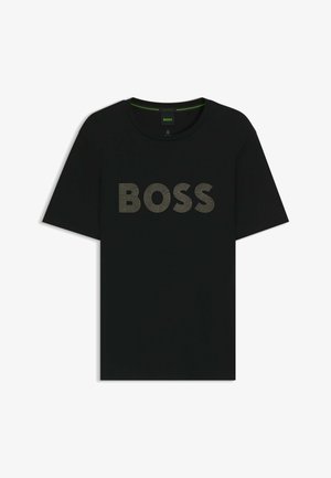 Schwarzes Baumwoll-T-Shirt mit einem strukturierten, auffälligen "BOSS"-Logo in heller Farbe auf der Brust. Rundhalsausschnitt und kurze Ärmel.