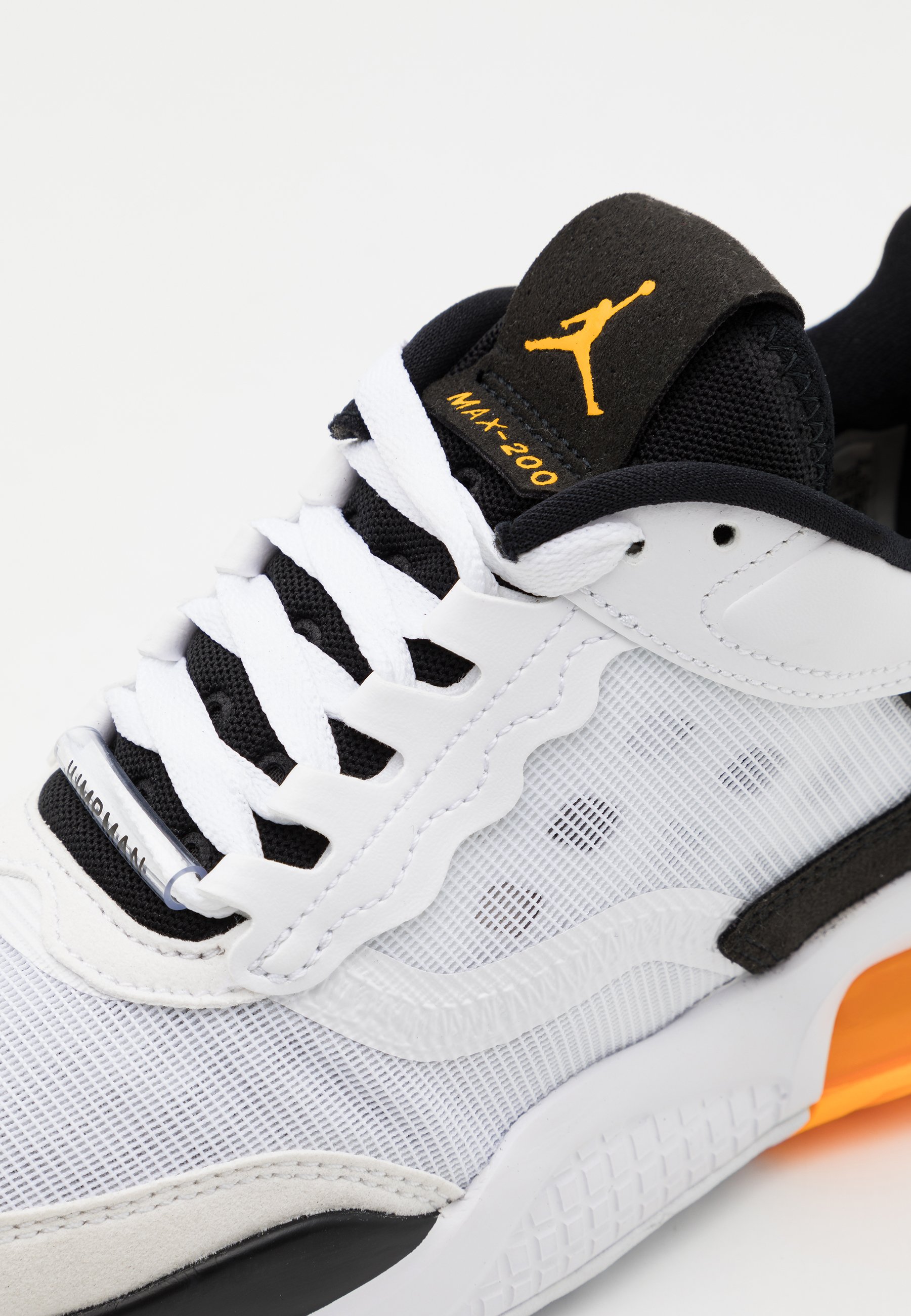 jordan max 200 bg unisex