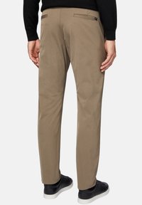 Boggi Milano PERMORMANCE TECH - Chino - taupe