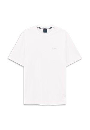 Biała koszulka z krótkim rękawem, z okrągłym dekoltem, z małym logo "bugatti" na piersi oraz kontrastującym paskiem wewnątrz kołnierza.