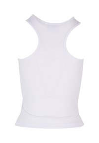 Débardeur blanc à côtes avec une coupe ajustée. Il présente un col rond et des emmanchures larges. Texture lisse sans motifs ni accents visibles.