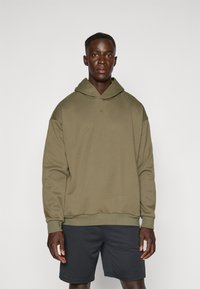 adidas Performance Majica s kapuljačom - olive strata