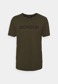 Camiseta de algodón verde oliva con mangas cortas y cuello redondo, que presenta un logo impreso en negro "DON DUP" en el pecho.